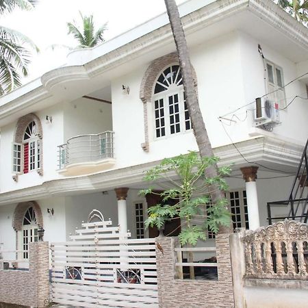Hotel Jj'S White House Thrissur Exteriér fotografie
